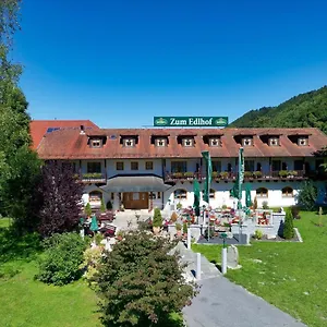 Zum Edlhof Hotel